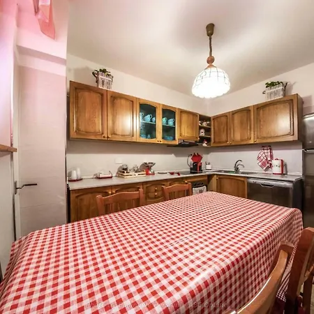 Nonna Angela Νόρτσια